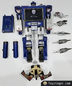 Transformers G1 - SoundWave